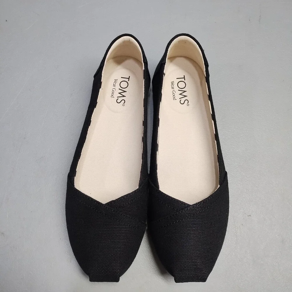 Toms wear good